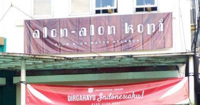 Alon Alon Kopi, Kafe Bersantai di Areal Grand Depok City Alon Alon Kopi, Kafe Bersantai di Areal Grand Depok City